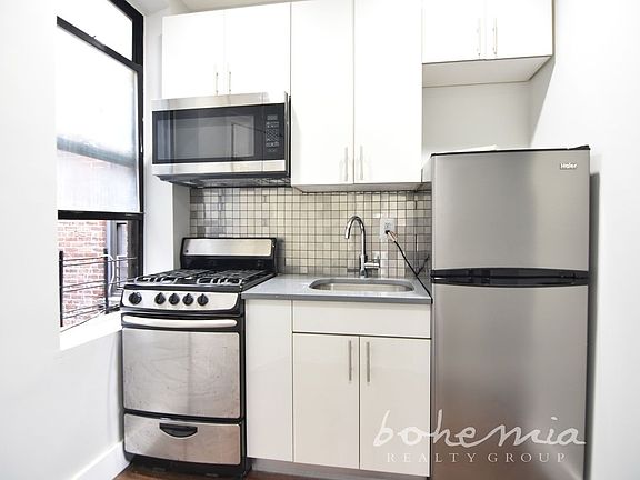 3rd image of 532 W 159th St APT 5B