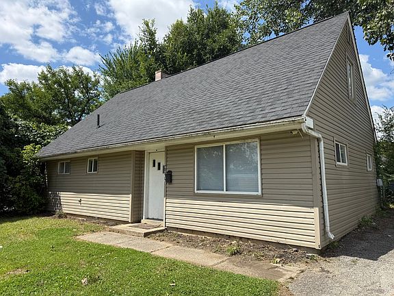 2nd image of 2377 Hanna Dr