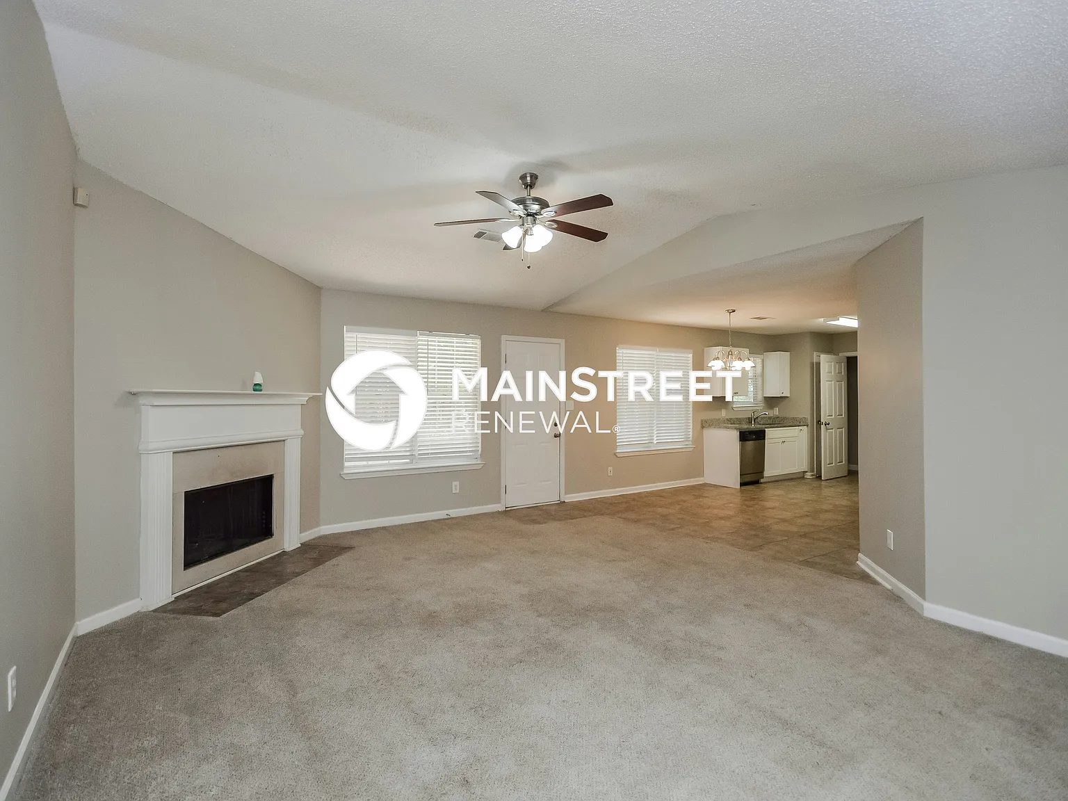 101 Honey Ln — Photo 3
