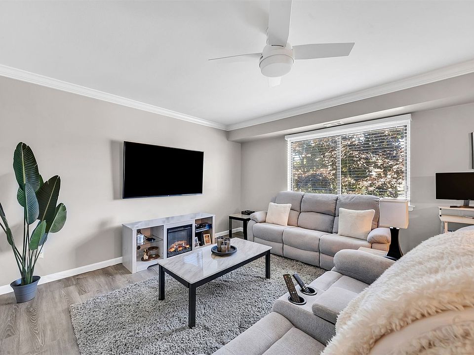 North Isle Village 106 Pointe Cir S Coram NY Zillow