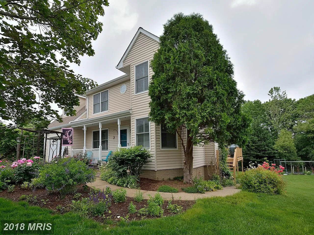 5782 Rockcliff Ln photo 1