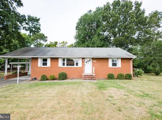 815 Payton Dr, Fredericksburg, VA 22405