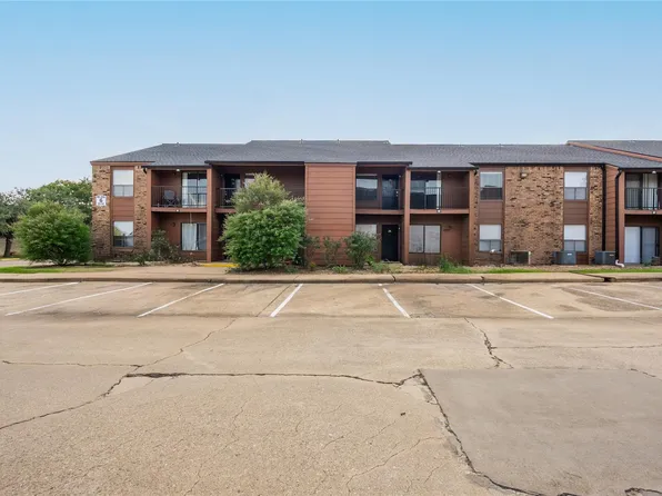 904 University Oaks Blvd APT 90, College Station, TX 77840