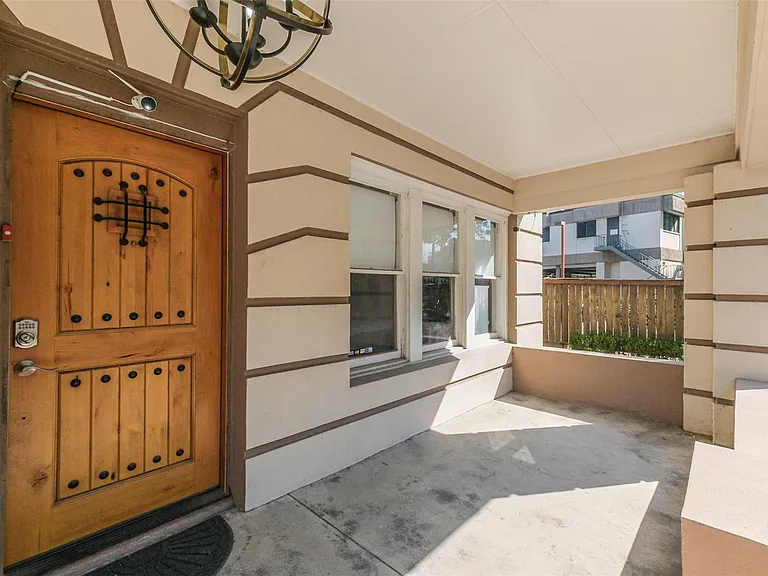 1716 Richmond Ave #2 — Photo 3