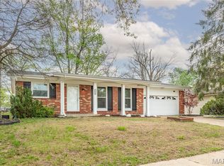 11962 Nero Dr, Florissant, MO