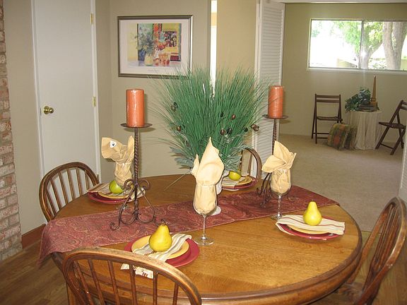 Dining room/bedroom #4