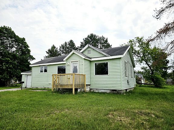 2nd image of 516/512 E Avenue C