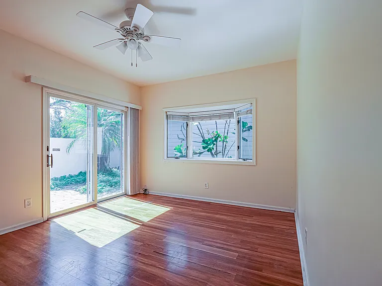 131 Peppertree Dr #21 — Photo 17