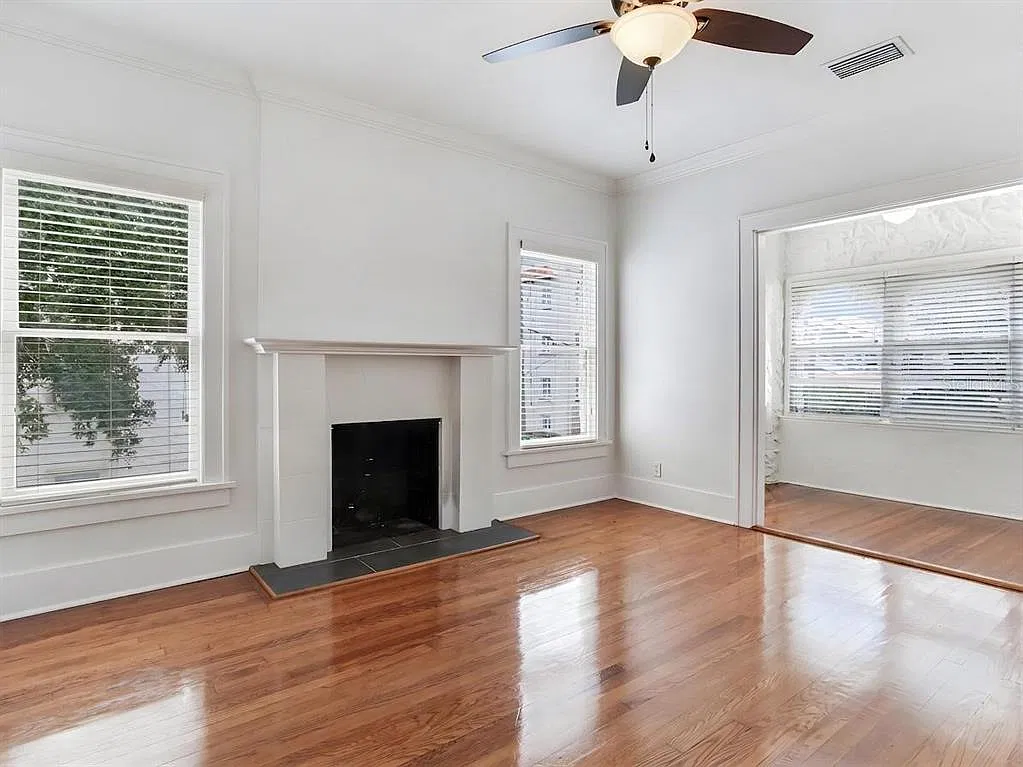 1 bed, 1.0 bath, 1100 sqft, $2,950 — Photo 2