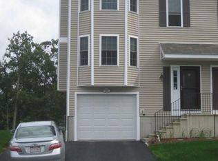 88 Ledgecrest Dr, Worcester, MA 01603
