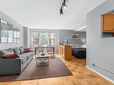 165 W 66th St PENTHOUSE H, New York, NY, 10023