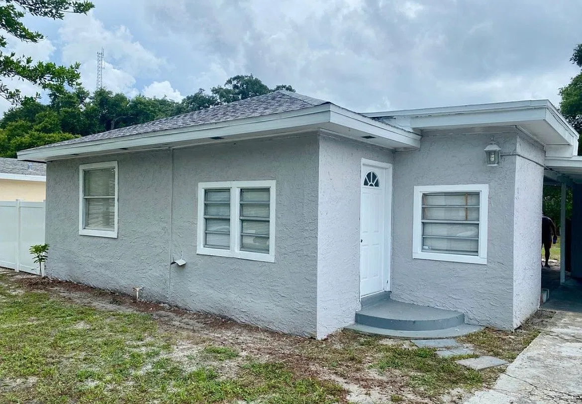 2 bed, 978 sqft, $1,850 — Photo 1