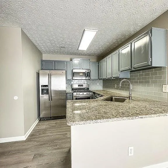 2747 Highland Rdg NW — Photo 13