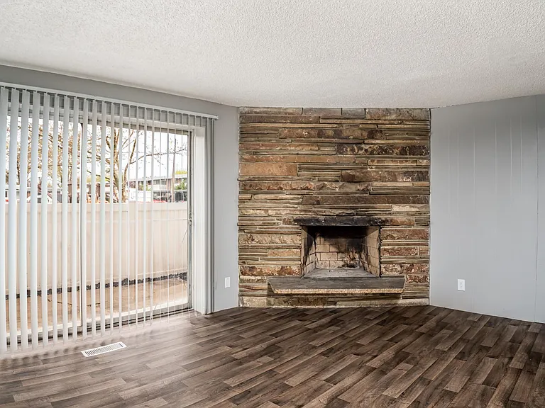 The 500 Townhomes — Photo 7