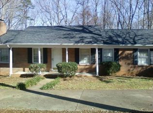 3028 Jamestown Dr, Gastonia, NC 28054