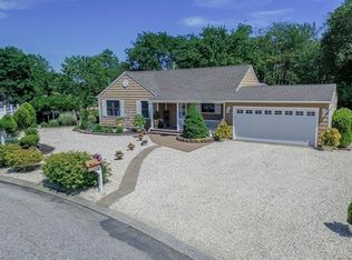37 Aspen Ln, Manahawkin, NJ 08050
