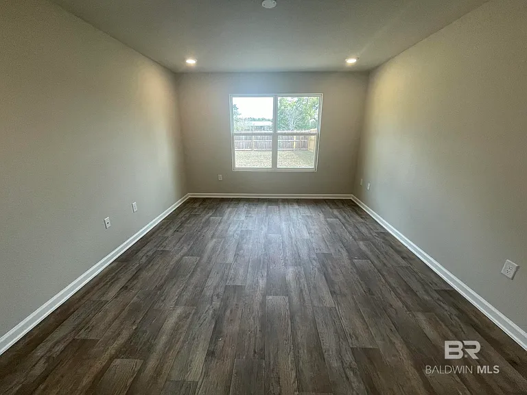 213 Burnston Way — Photo 15