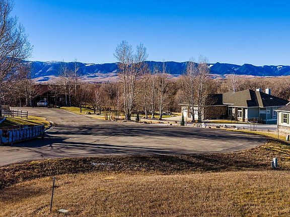 3rd image of Wagon Wheel Ct Lot 1