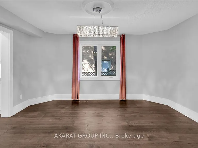 1274 Kings College Dr — Photo 17