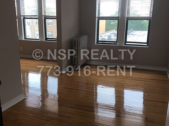 4th image of 1317 W Estes Ave #13
