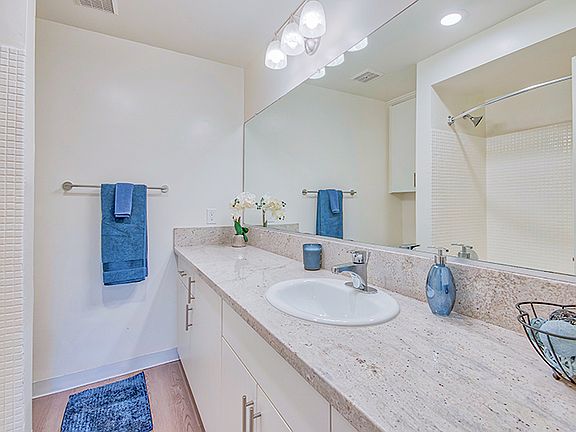 Vanity at Villa Vicente Apartment Homes