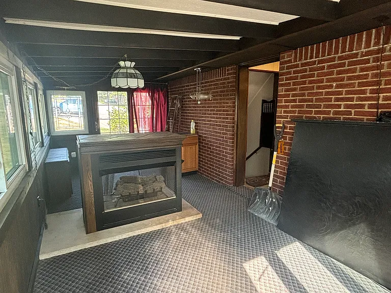 96 Moger Dr — Photo 11
