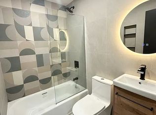 1867 Palmetto St #2L, Ridgewood, NY 11385