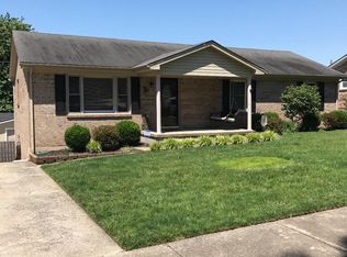 117 Briarwood Dr, Nicholasville, KY 40356