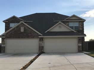 4913 Sanger Circle Dr, Sanger, TX 76266