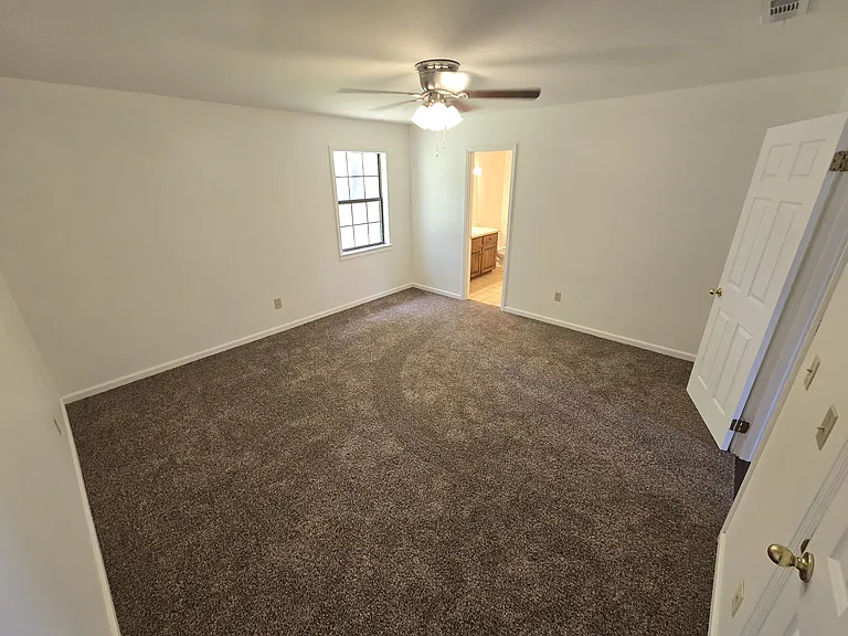 106 Prentice Ct — Photo 9