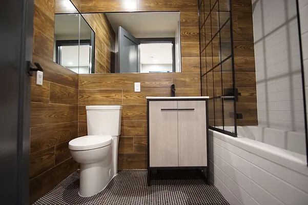 Rented by Lofts and Flats LLC | media 32