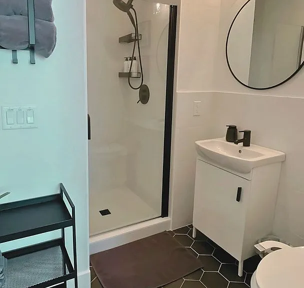 928 Navajo St — Photo 6
