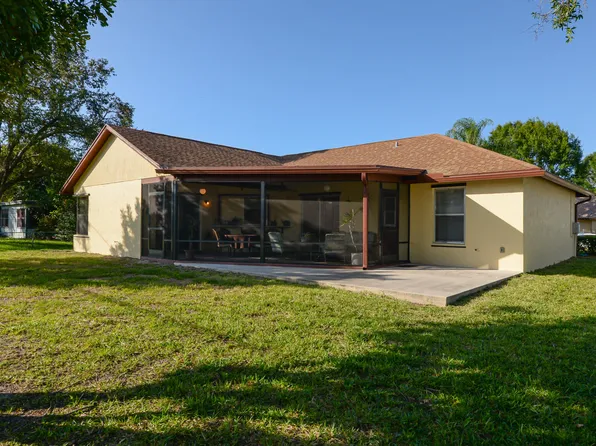 1144 SE Clifton Lane, Port St Lucie, FL 34983