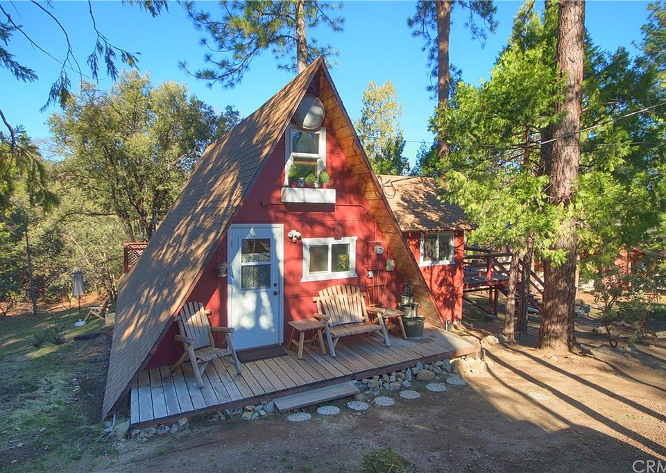 1st image of 52851 Balsam Dr