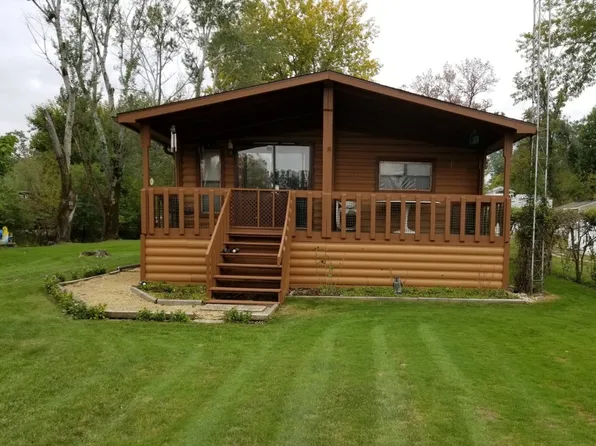 5/405&406 Woodhaven Lakes, Sublette, IL 61367