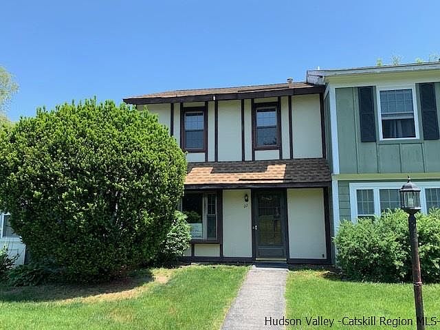 1st image of 22 Sunny Brook Cir