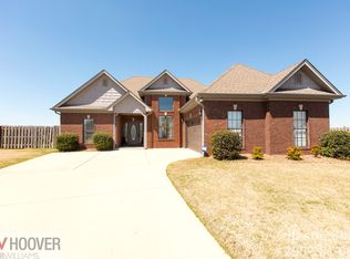 142 Waterford Cove Dr, Calera, AL 35040