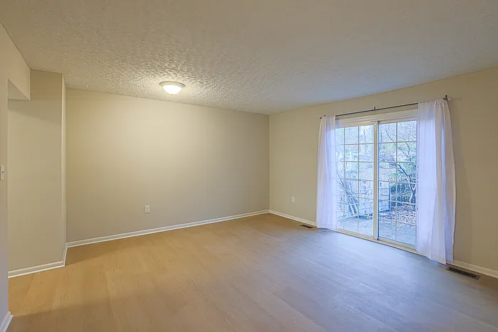 8900 Trimble Way — Photo 14