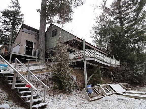 2nd image of 455 E Shore Dr