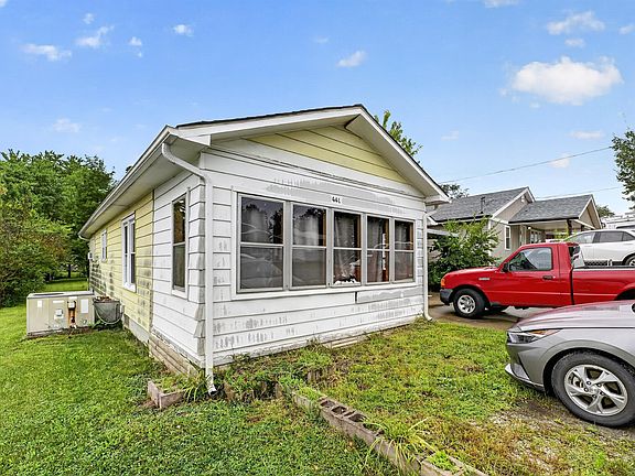 4th image of 441 Weldon Ave