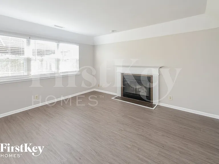 7827 Red Sunset Way — Photo 7