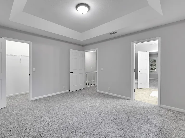304 Hillside Ct — Photo 20