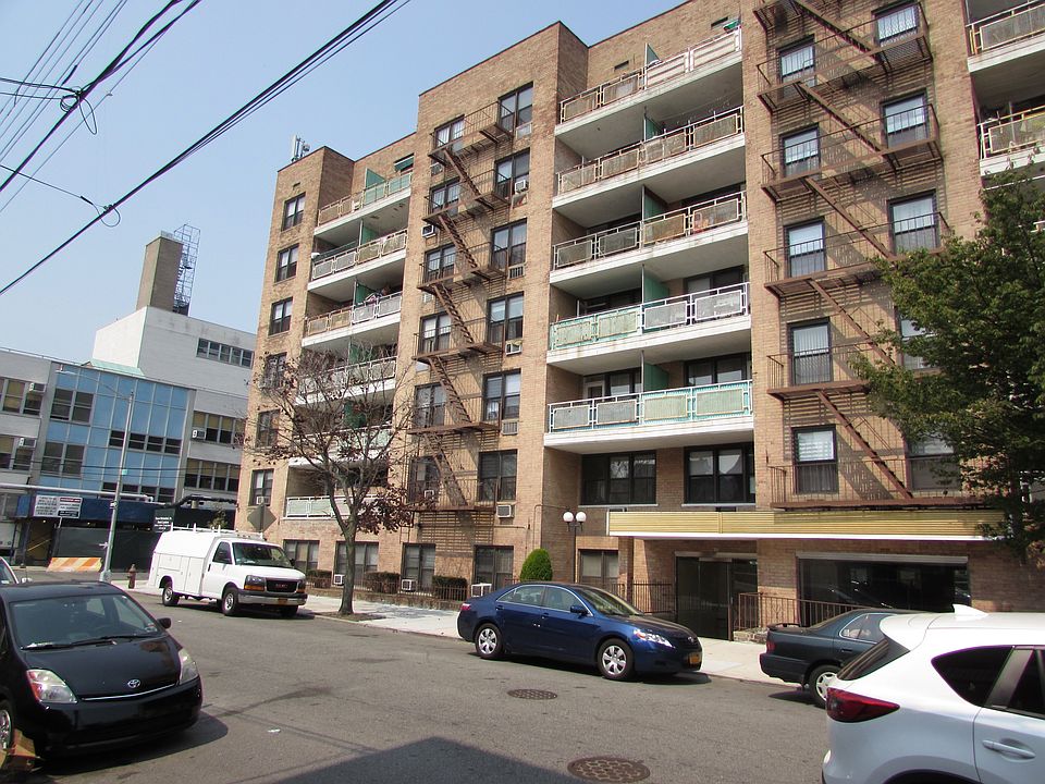 2nd image of 611 Banner Ave APT 6G