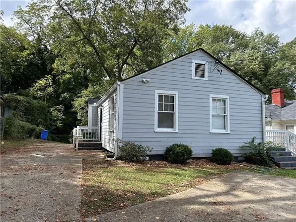 441 Holderness St SW, Atlanta, GA 30310