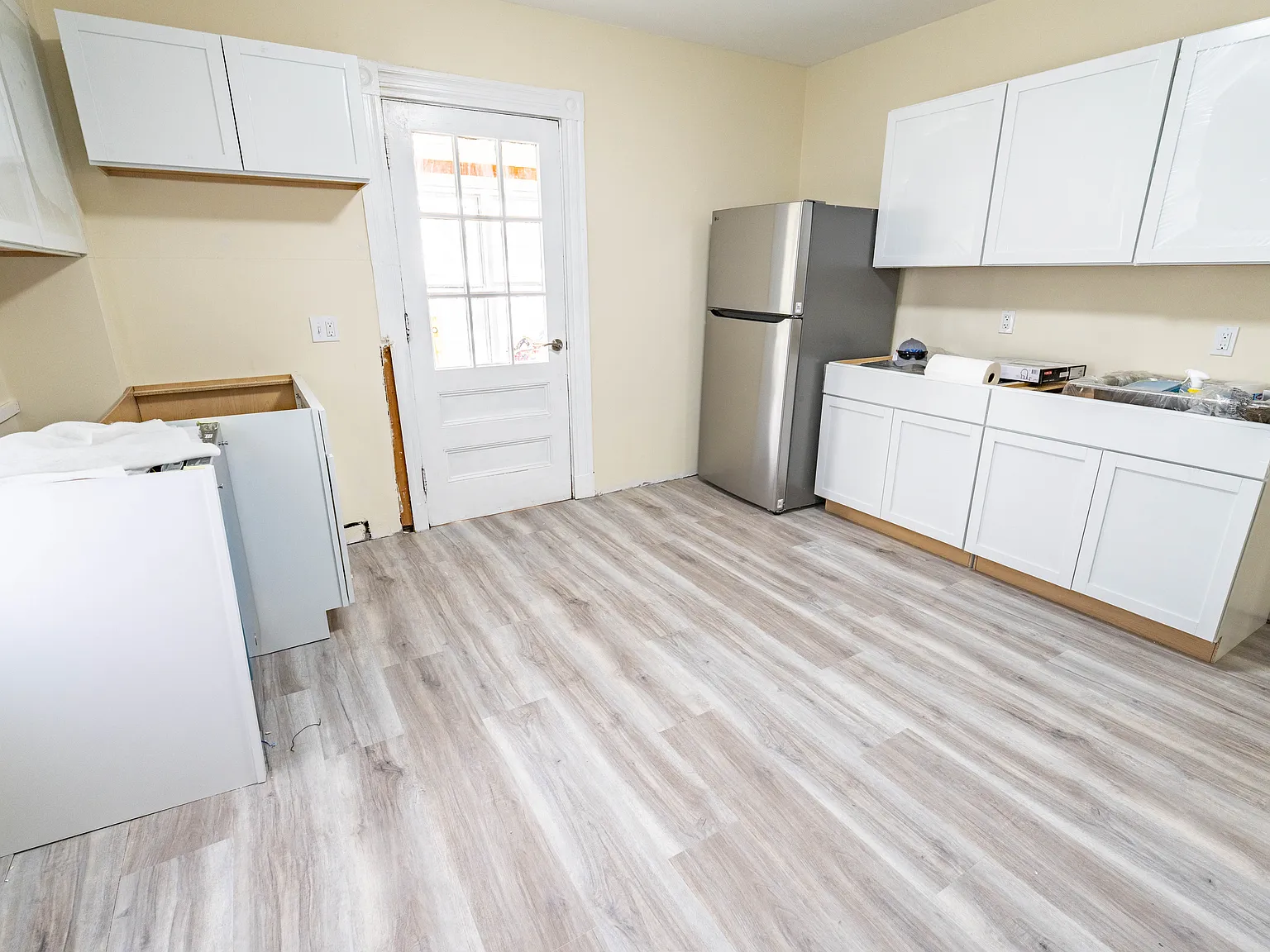 4 bed, 2100 sqft, $3,800 — Photo 4