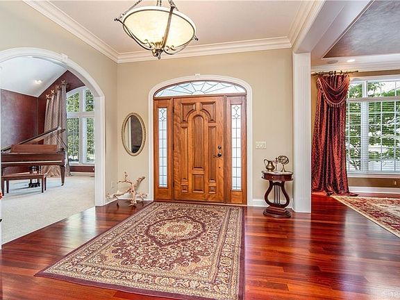 4th image of 516 Old Harbor Ct