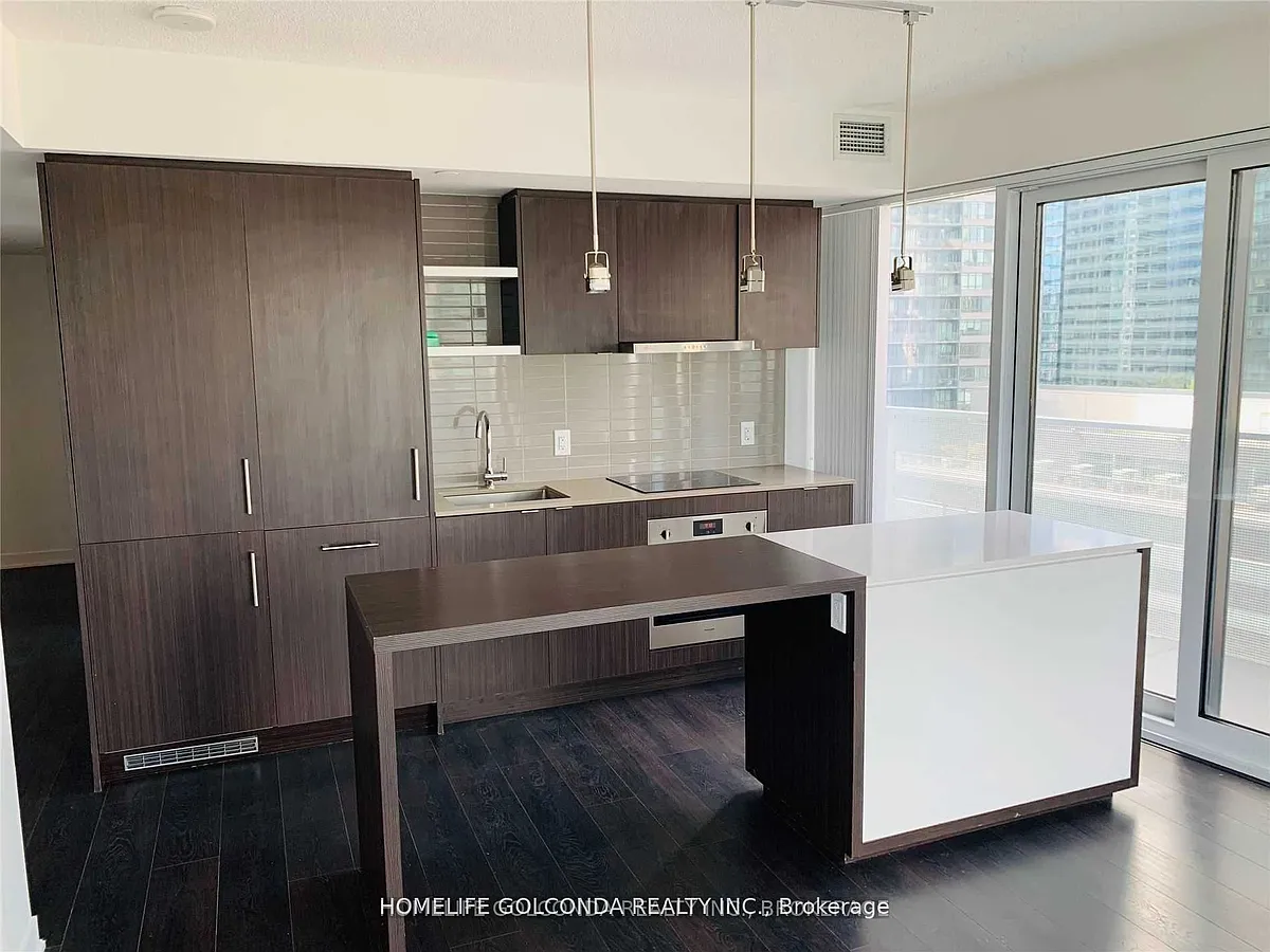Building Photo - 88 Harbour St #1604