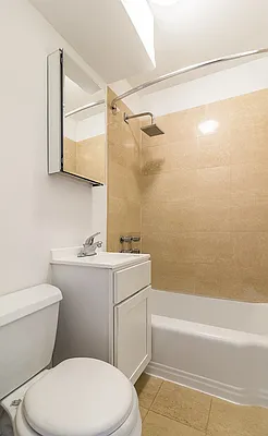 Rented by Bold New York | media 2