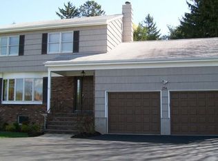 254 Elwood Ave, Hawthorne, NY 10532