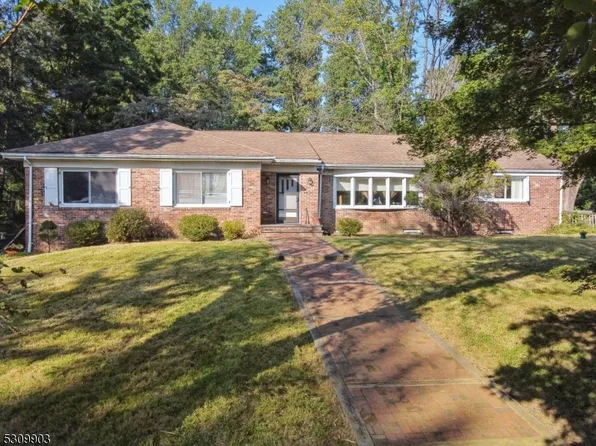 12 Yardley Rd, Mendham Twp., NJ 07945